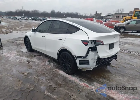 2021 Tesla Model Y Long Range Dual Motor All-Wheel Drive z USA, uszkodzony, nr VIN 5YJYGDEE6MF194003